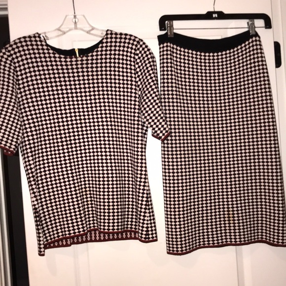 Ann Taylor sweater blouse and skirt S top Is M - Picture 2 of 8